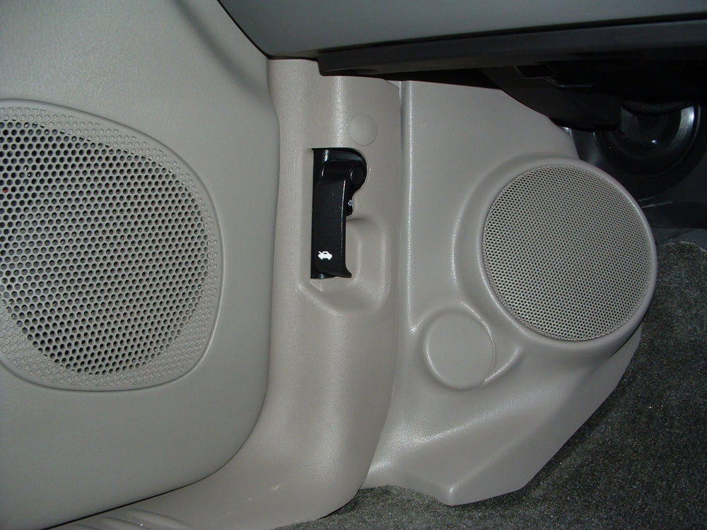 Q Logic QL-K1016C/B Rainier, Trailblazer, Envoy and Bravada kick panel enclosures