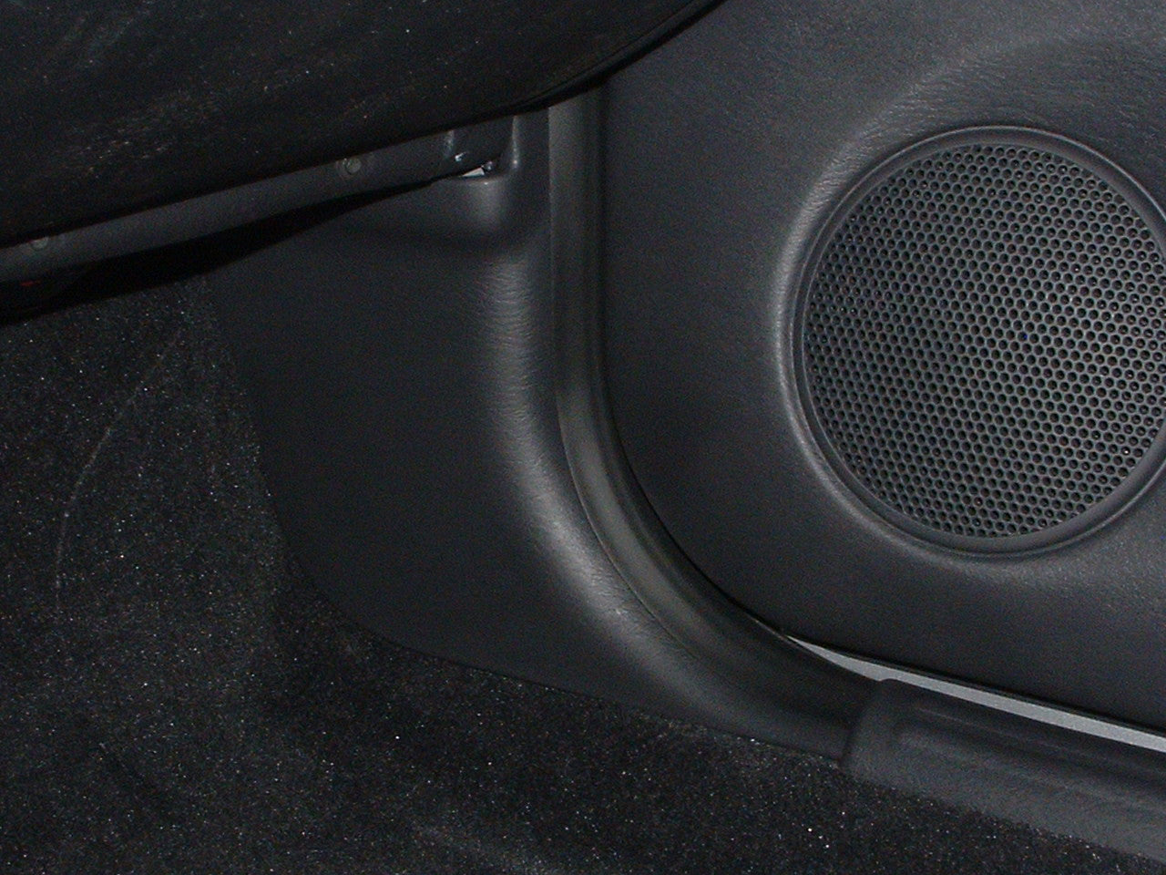Q Logic Q Forms QL-K3013C/B (Pairs) 6.5"/5.25" Kick Panel Enclosures
