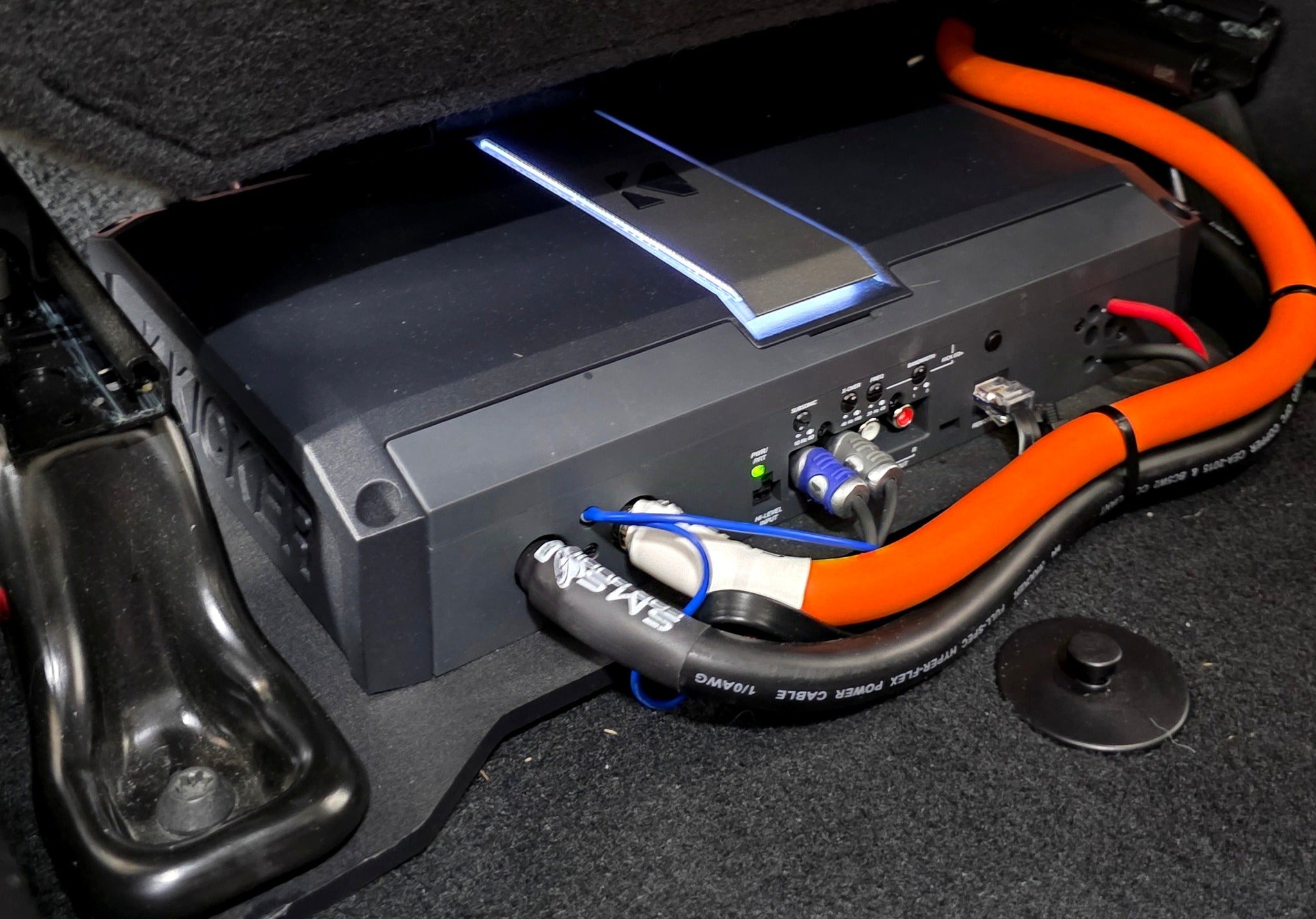 2023 Jeep JL with KICKER LX3000.1 amplifier installed by SMS Car Audio
