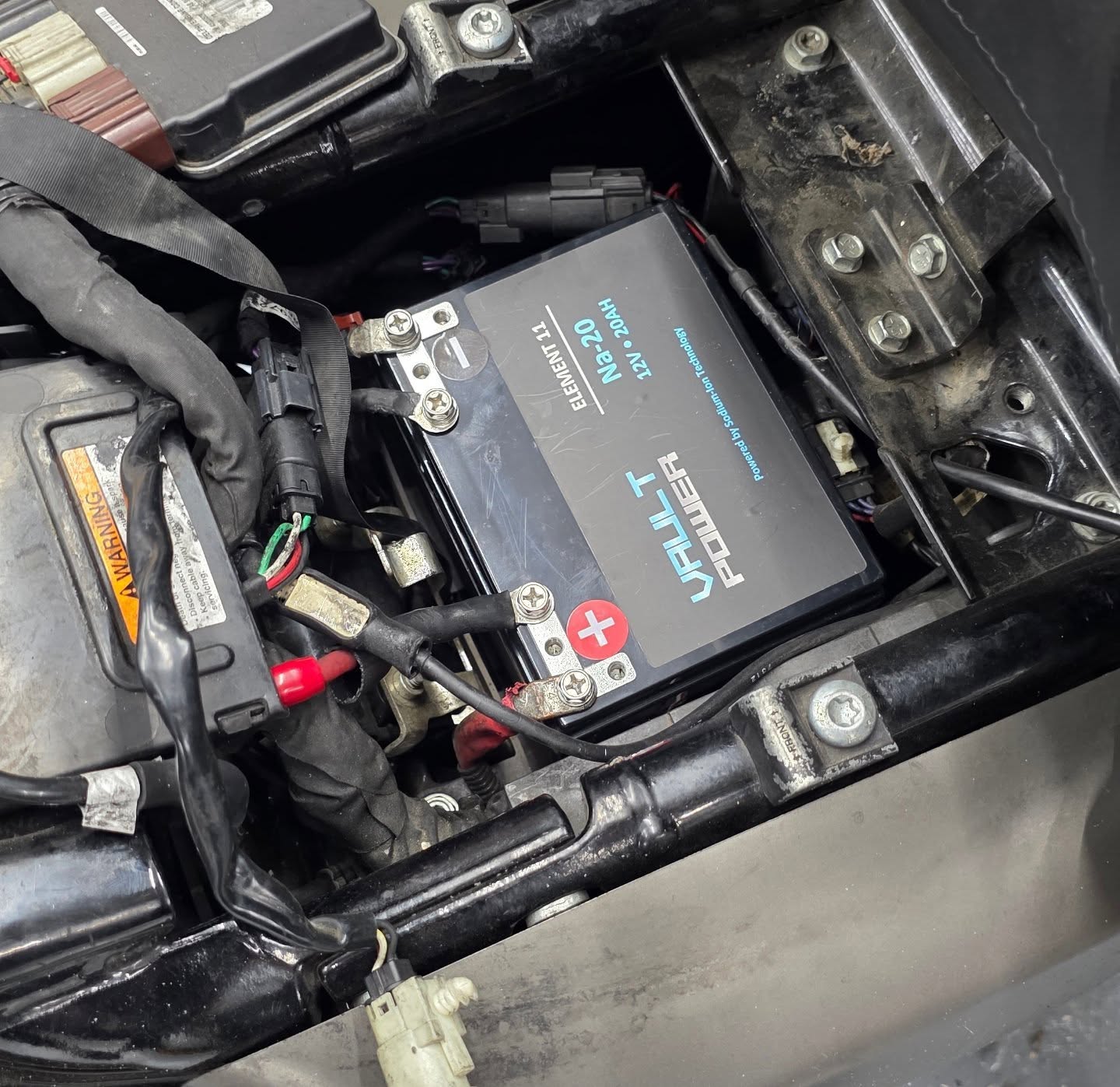 Vault Power NA-20 sodium battery installed in a Harley audio system by SMS Car Audio