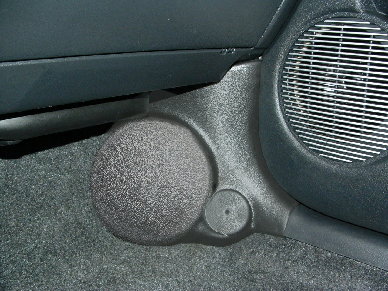 QLogic vehicle-specific enclosure product image