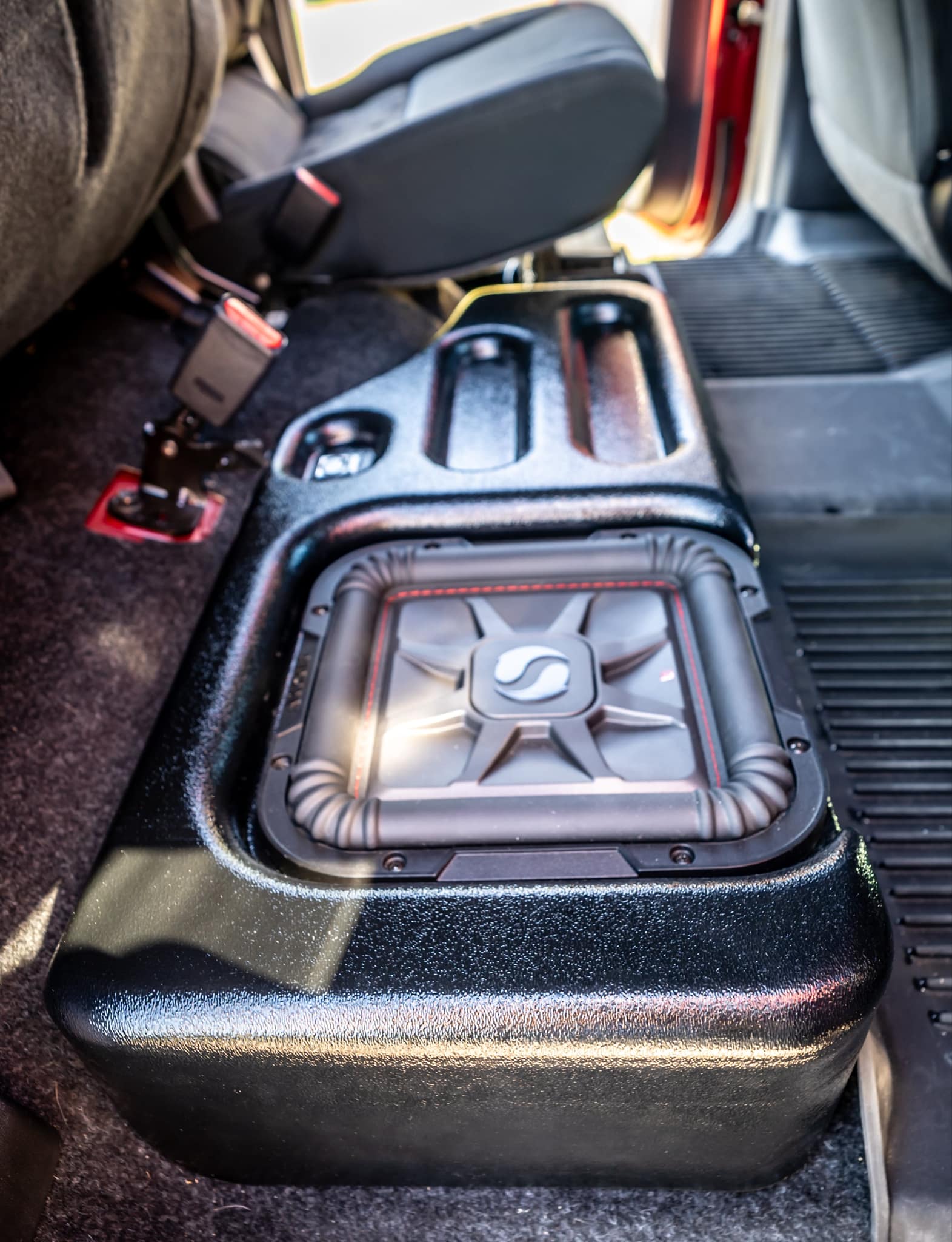 Q Logic Customs QL-C1NFR110B(Ported) (D40-D41 / 05-up Crew Cab)