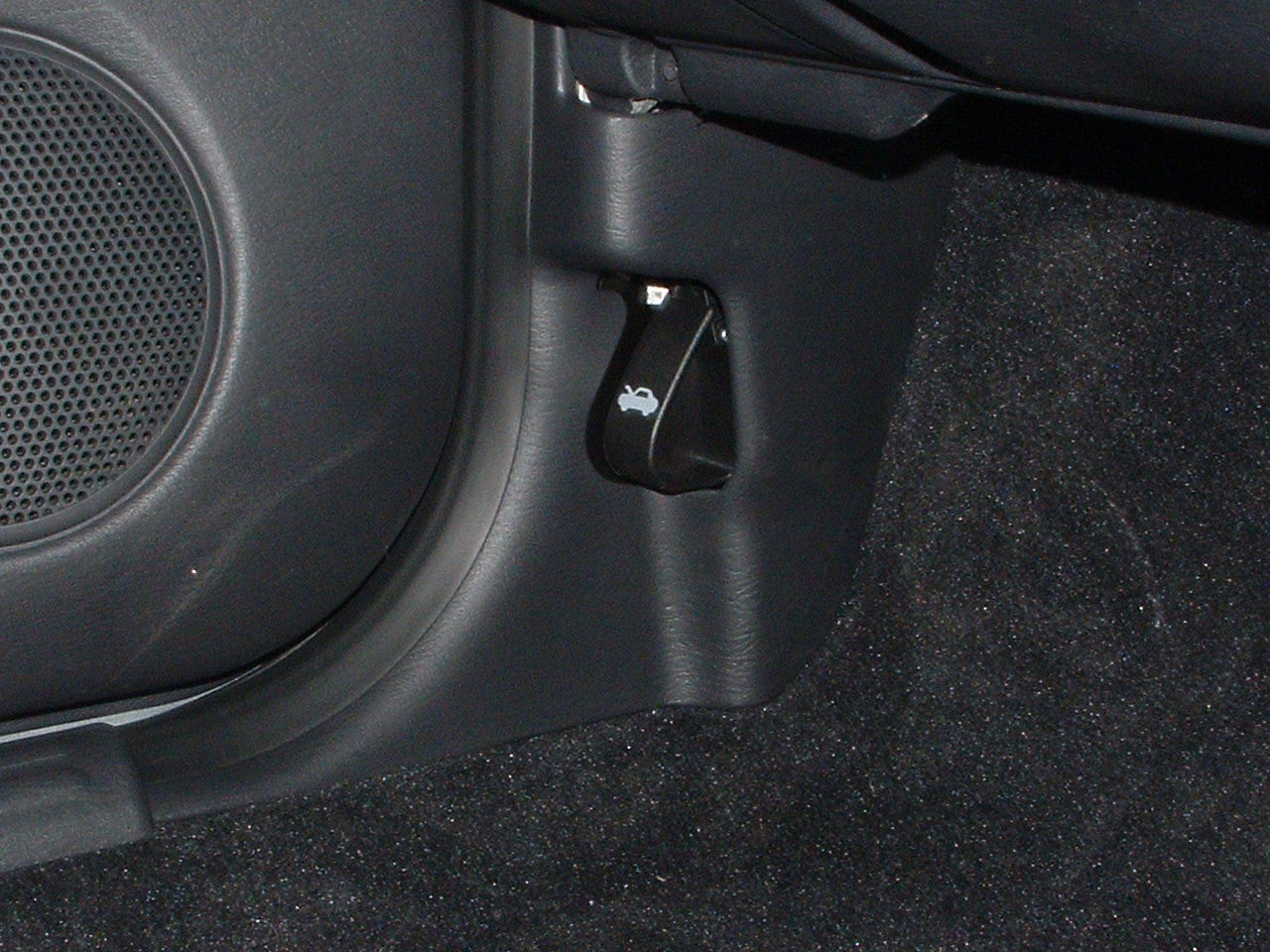 Q Logic Q Forms QL-K3013C/B (Pairs) 6.5"/5.25" Kick Panel Enclosures